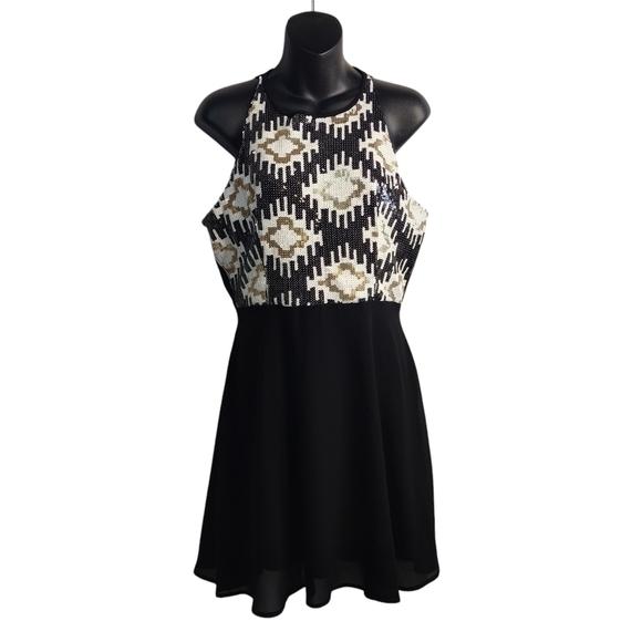 miami Dresses & Skirts - Miami Women's Black Sequined Sleeveless Knee Length Dress Size M